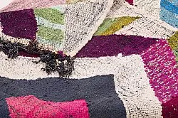 Marokkolainen Kilim matto Boucherouite 130 x 240 cm