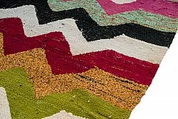 Marokkolainen Kilim matto Boucherouite 120 x 235 cm