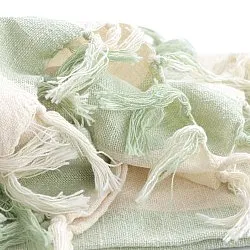 Viltit - Kora stripe cotton throw (kermanvärinen/vaaleanvihreä)