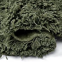 Pyöreät matot - Fassale Hand Woven Wool Shaggy (sammaleen vihreä)