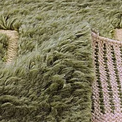 Ryijymatot - Kiberg Hand Woven Wool Shaggy (vihreä)