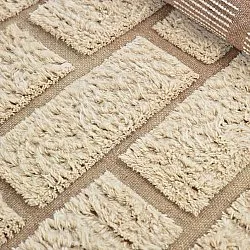 Ryijymatot - Leknes Hand Woven Wool Shaggy (kerma)