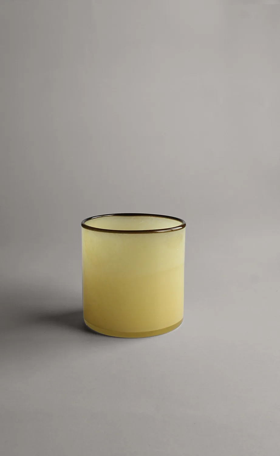 Kynttilänjalka M - Harmony (soft yellow/amber)