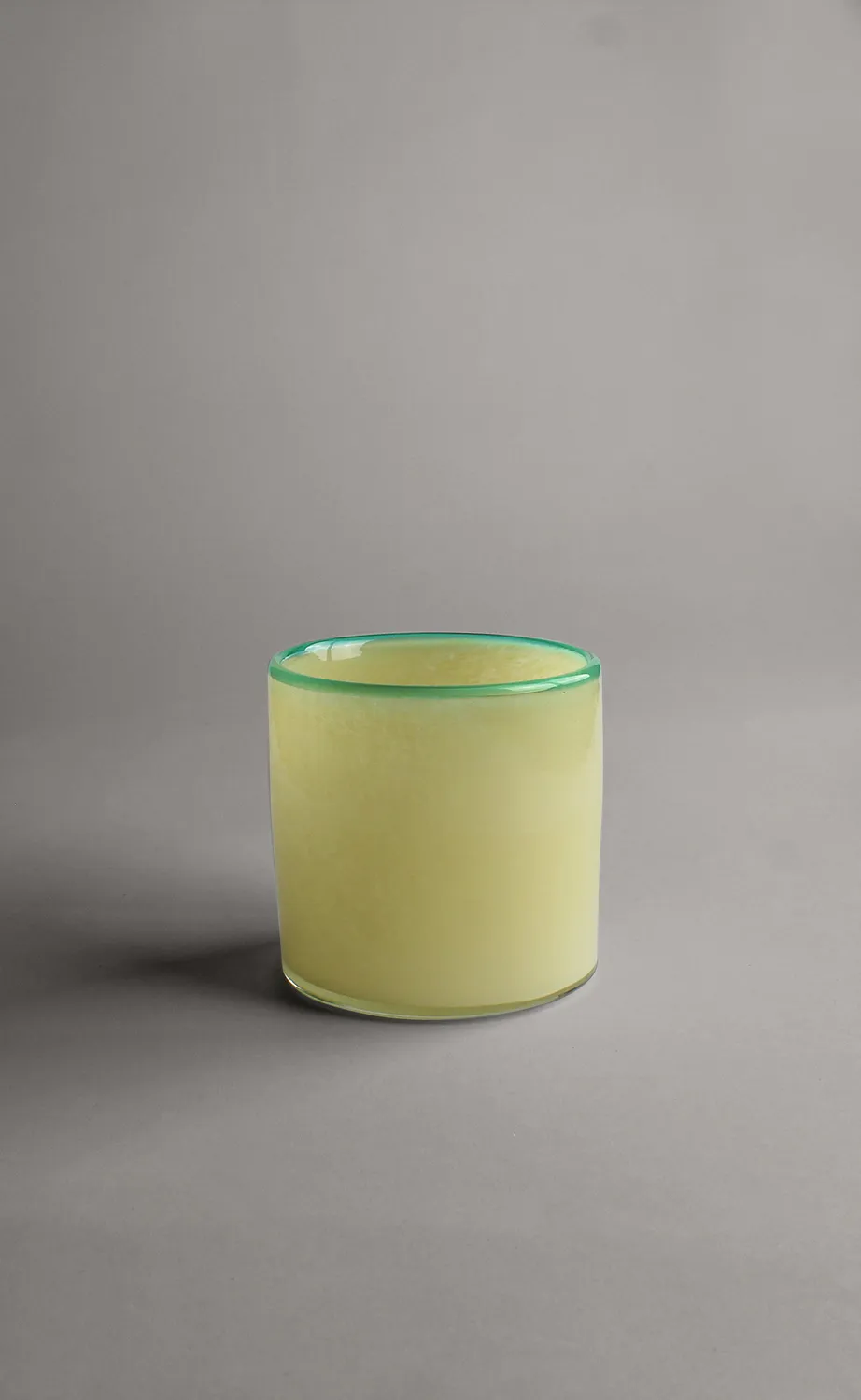 Kynttilänjalka M - Harmony (soft yellow/green)