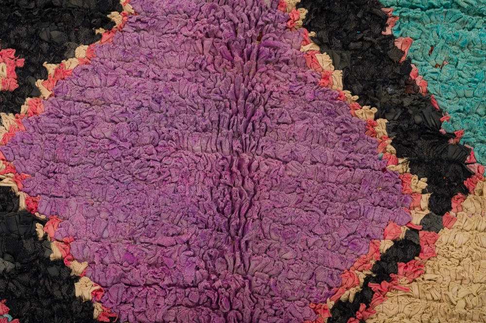 Marokkolainen Kilim matto Boucherouite 235 x 135 cm