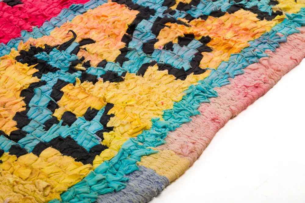 Marokkolainen Kilim matto Boucherouite 260 x 135 cm