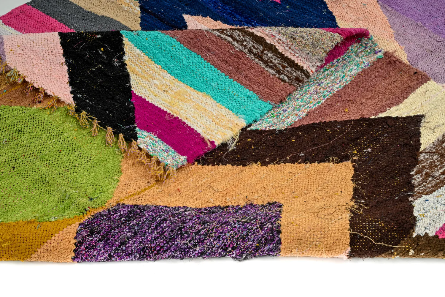 Marokkolainen Kilim matto Boucherouite 155 x 260 cm