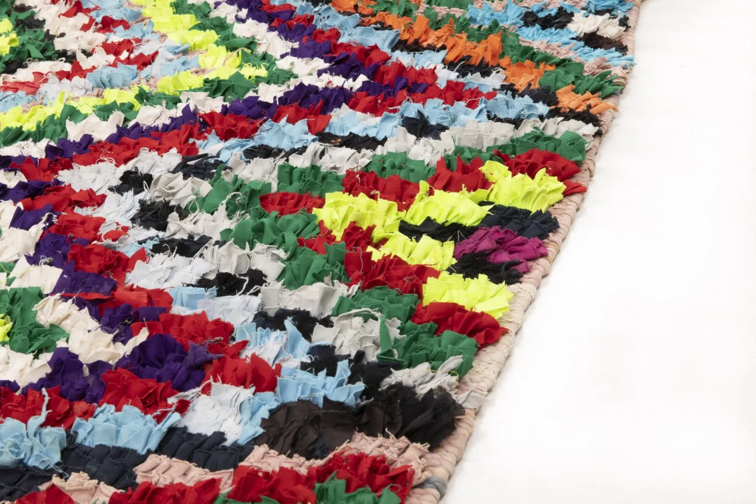Marokkolainen Kilim matto Boucherouite 315 x 170 cm