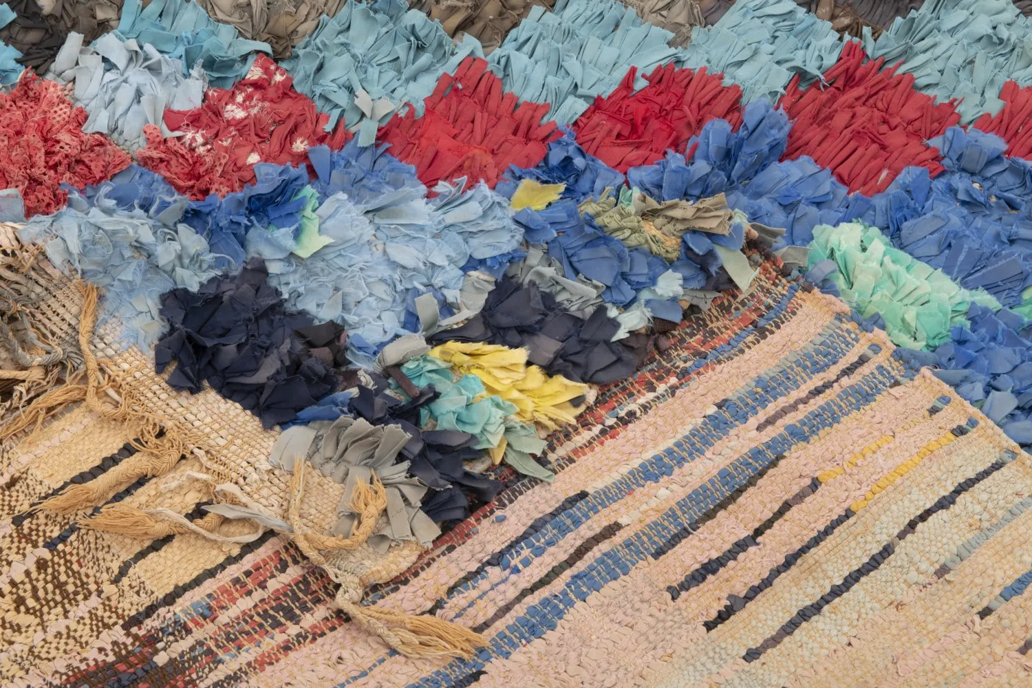 Marokkolainen Kilim matto Boucherouite 225 x 155 cm
