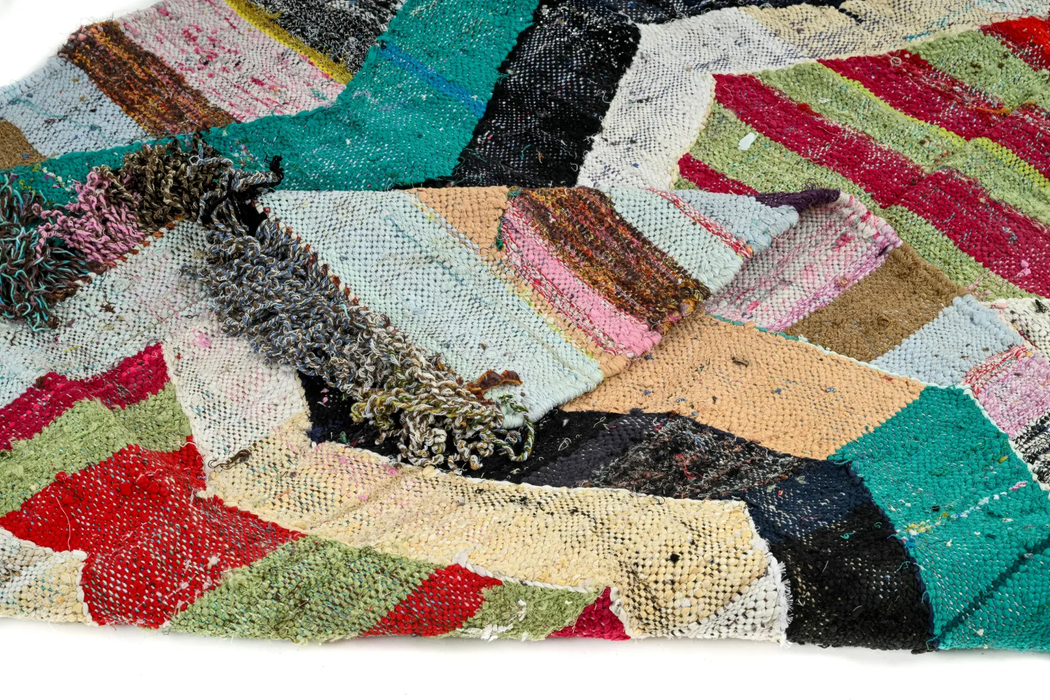Marokkolainen Kilim matto Boucherouite 140 x 265 cm