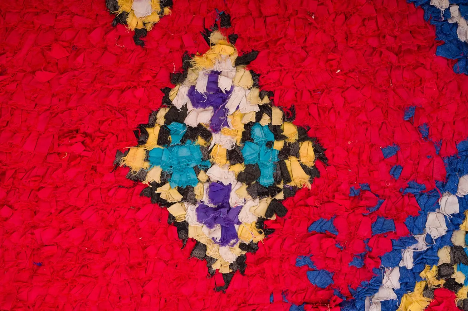 Marokkolainen Kilim matto Boucherouite 170 x 300 cm