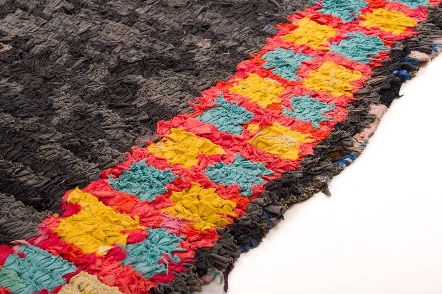 Marokkolainen Kilim matto Boucherouite 135 x 290 cm