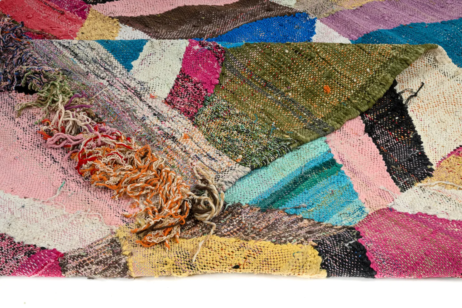 Marokkolainen Kilim matto Boucherouite 150 x 275 cm