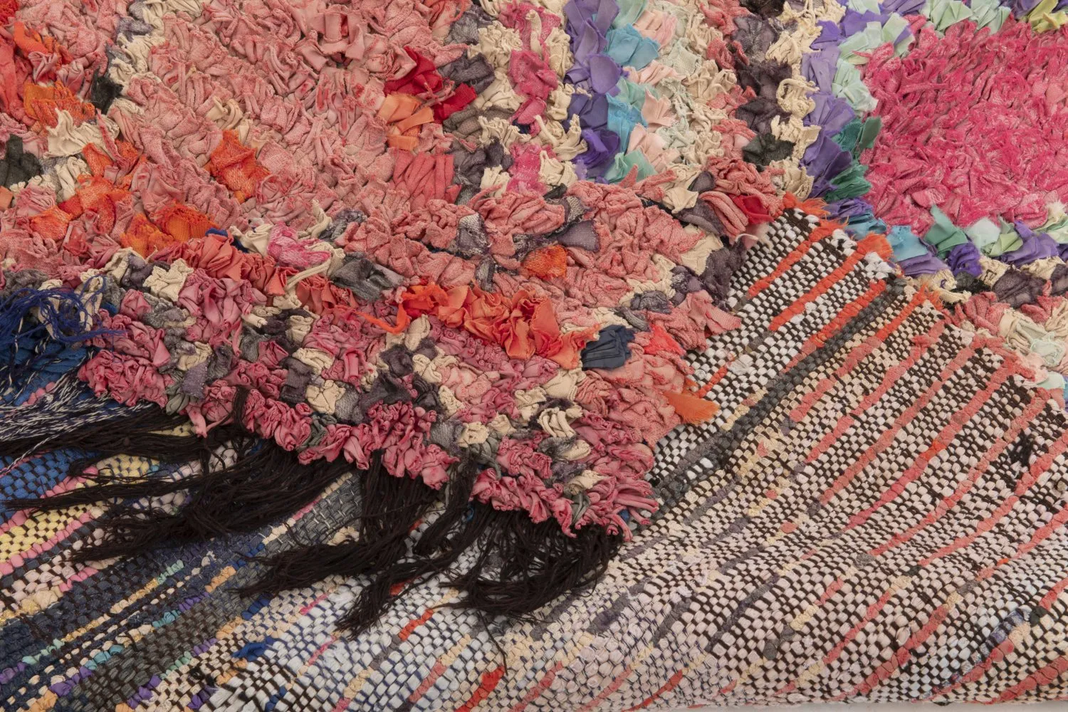 Marokkolainen Kilim matto Boucherouite 245 x 105 cm