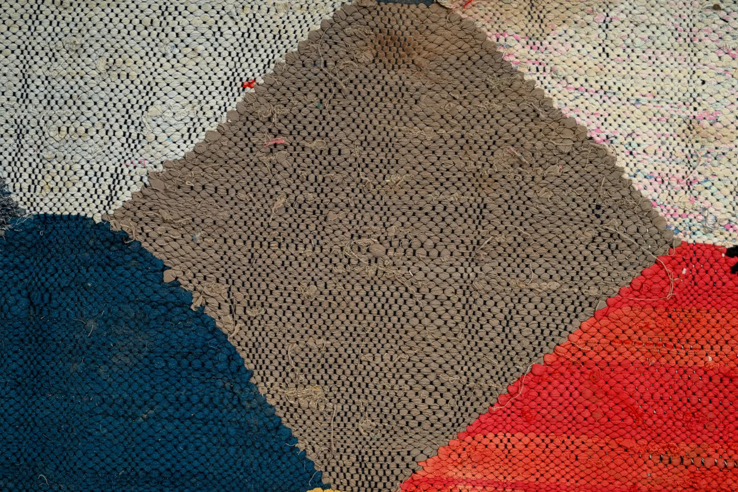 Marokkolainen Kilim matto Boucherouite 145 x 300 cm