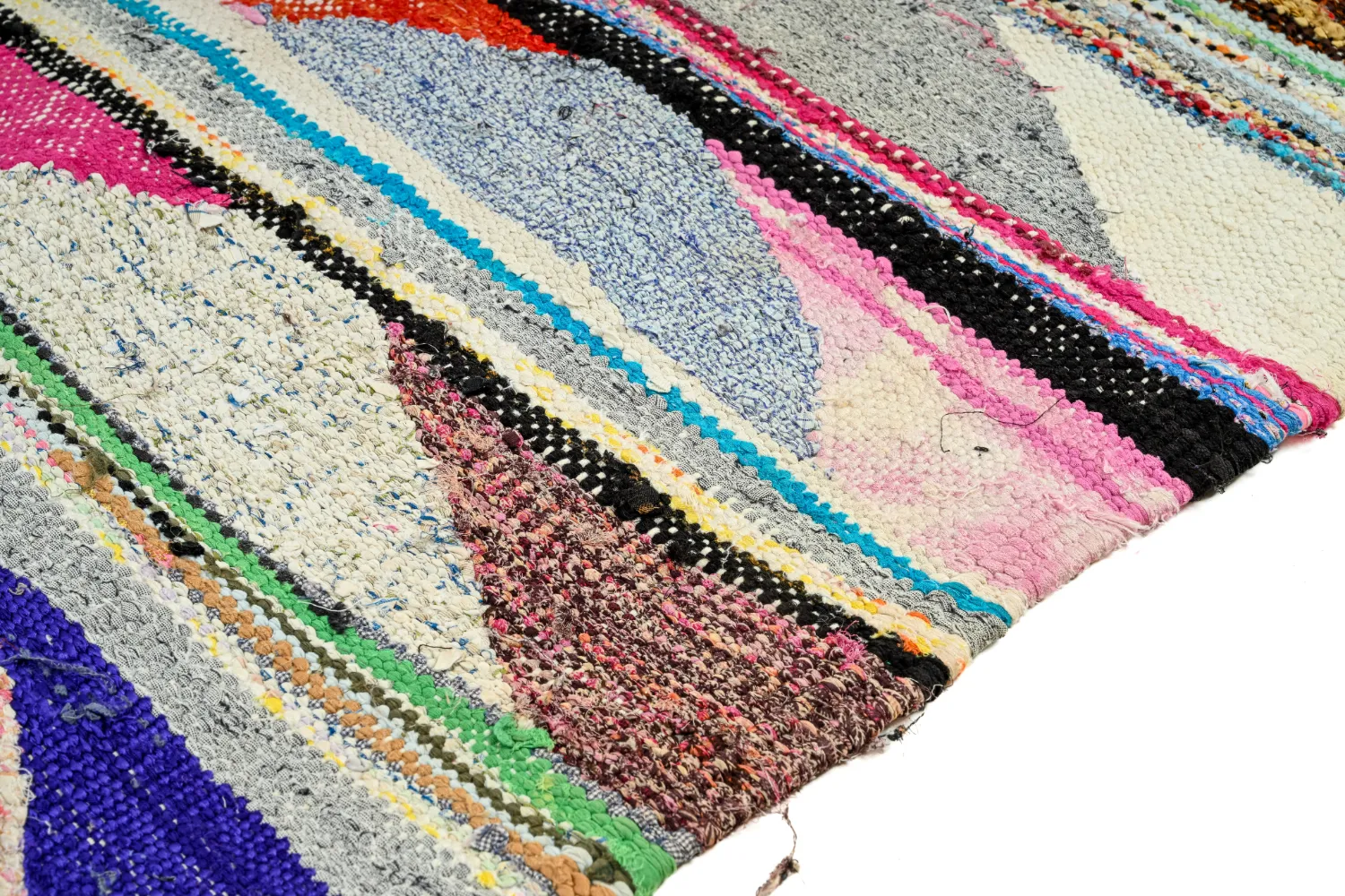 Marokkolainen Kilim matto Boucherouite 145 x 250 cm
