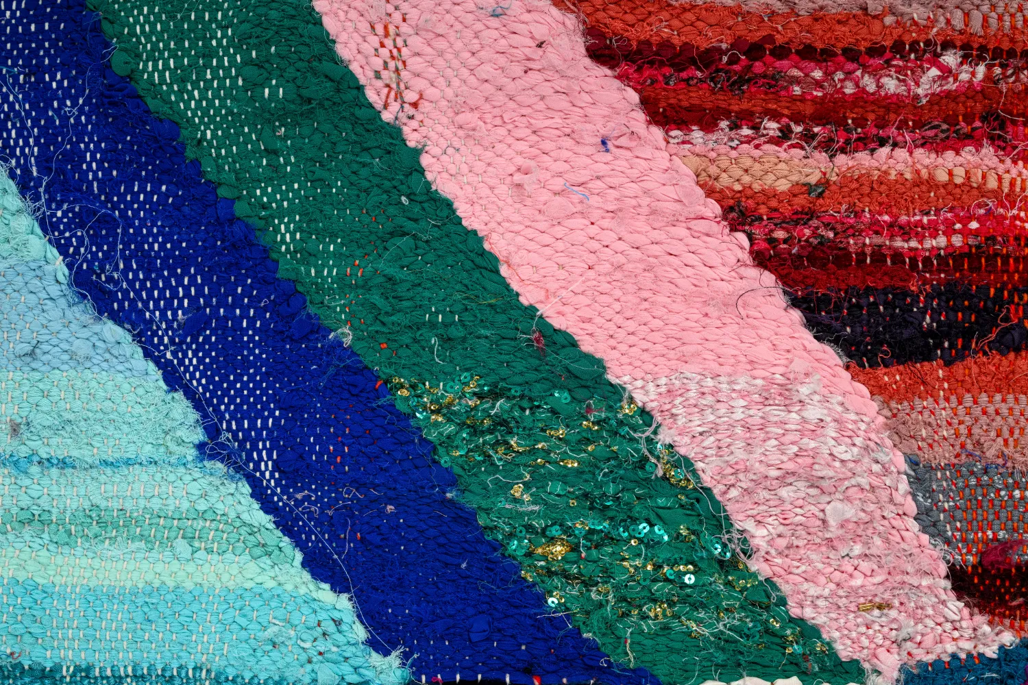 Marokkolainen Kilim matto Boucherouite 135 x 275 cm
