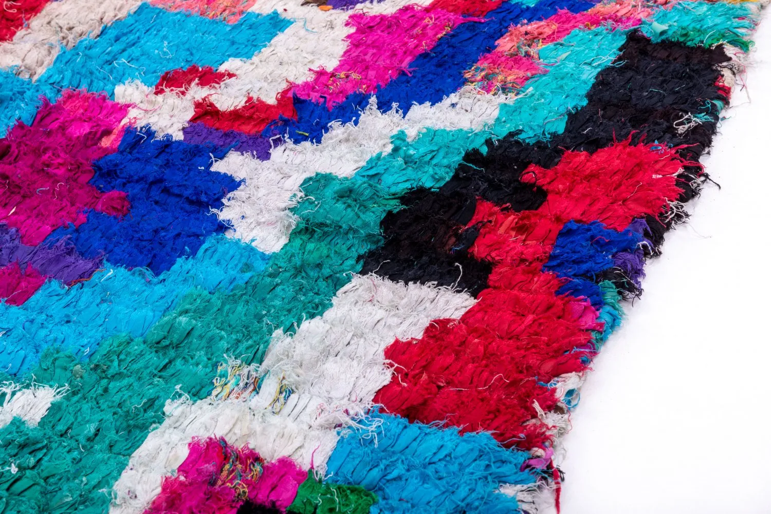 Marokkolainen Kilim matto Boucherouite 210 x 120 cm