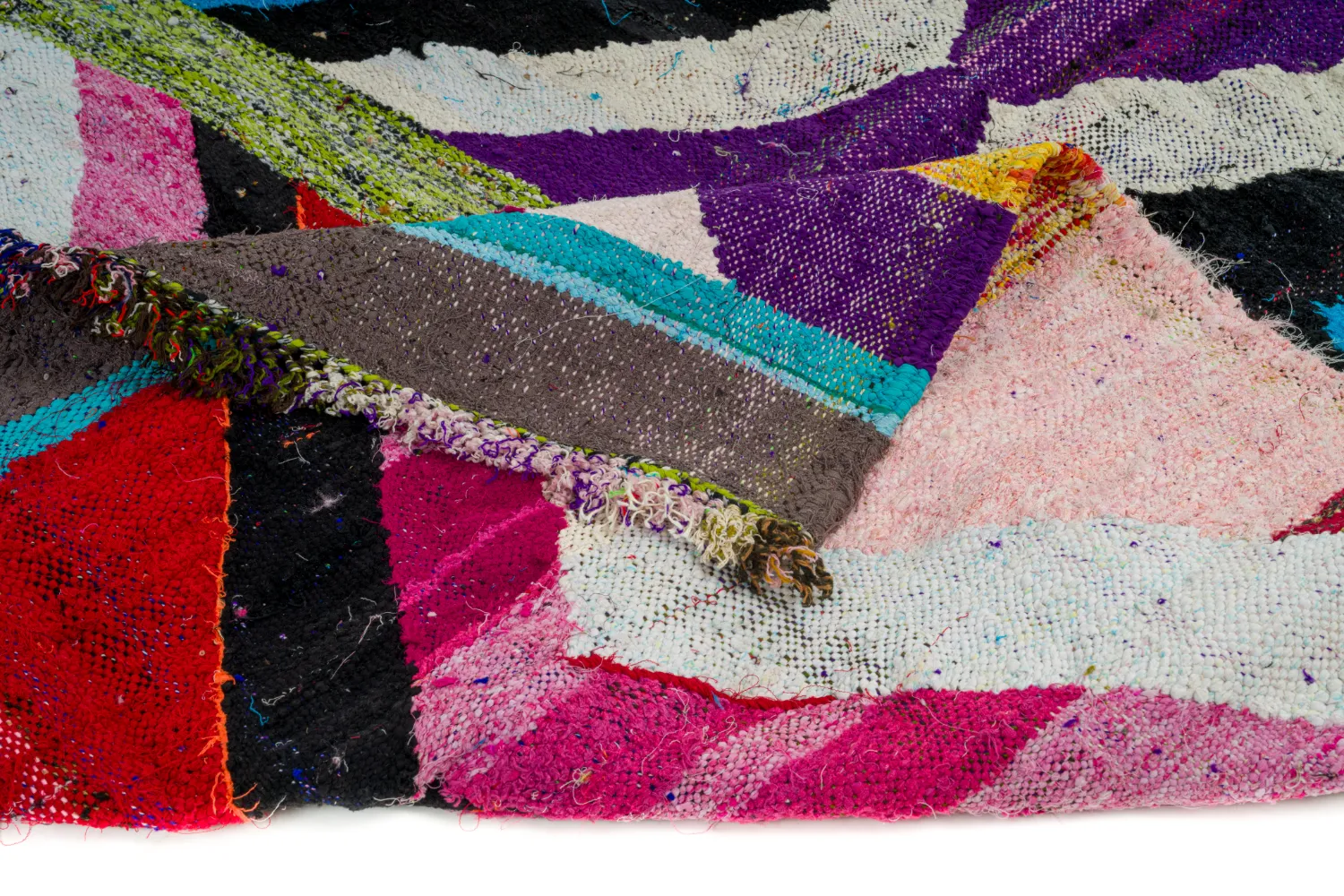 Marokkolainen Kilim matto Boucherouite 140 x 255 cm