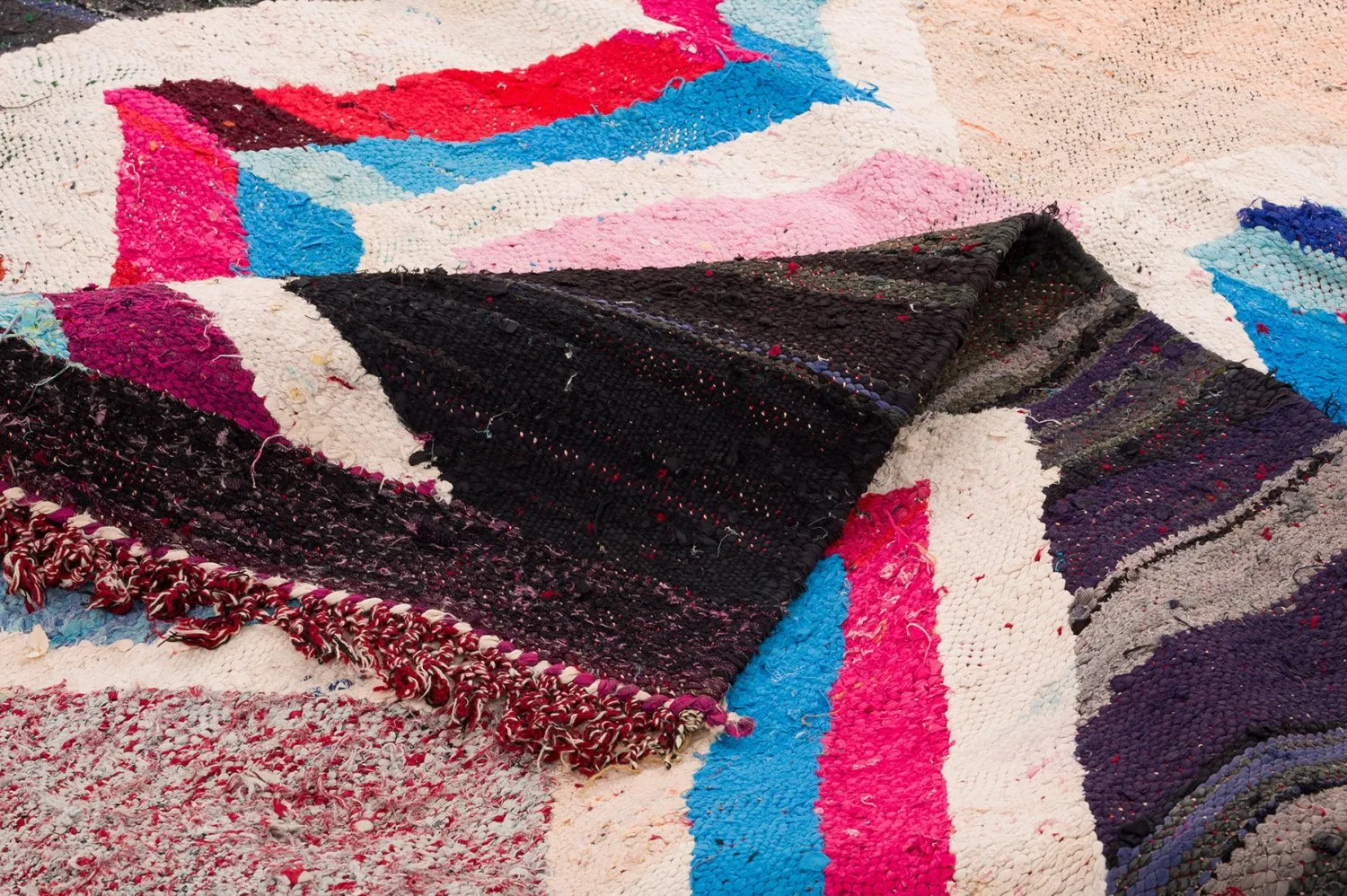 Marokkolainen Kilim matto Boucherouite 150 x 315 cm