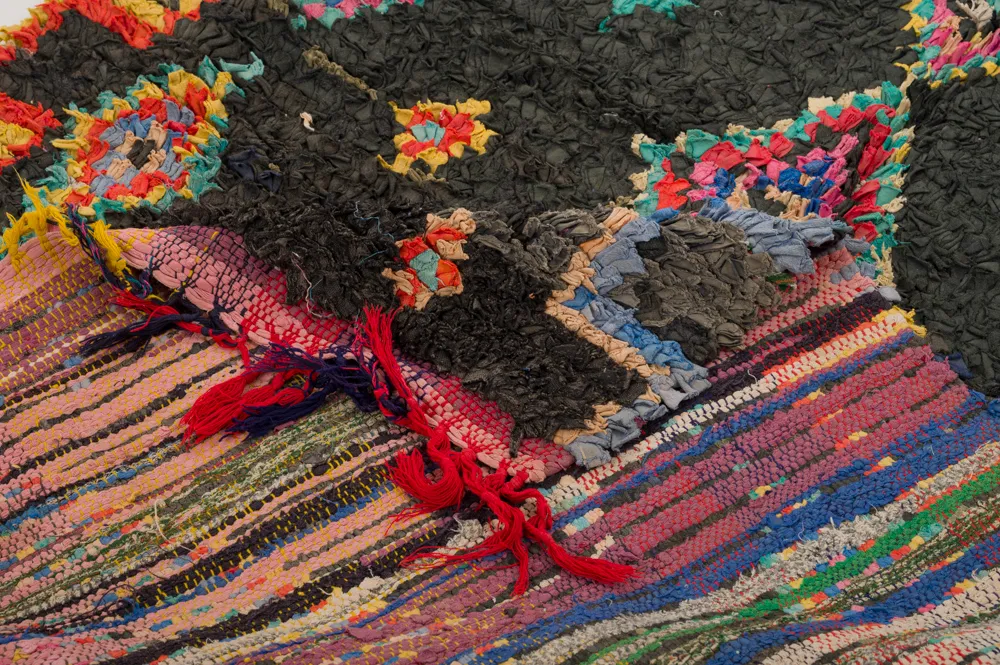 Marokkolainen Kilim matto Boucherouite 285 x 120 cm