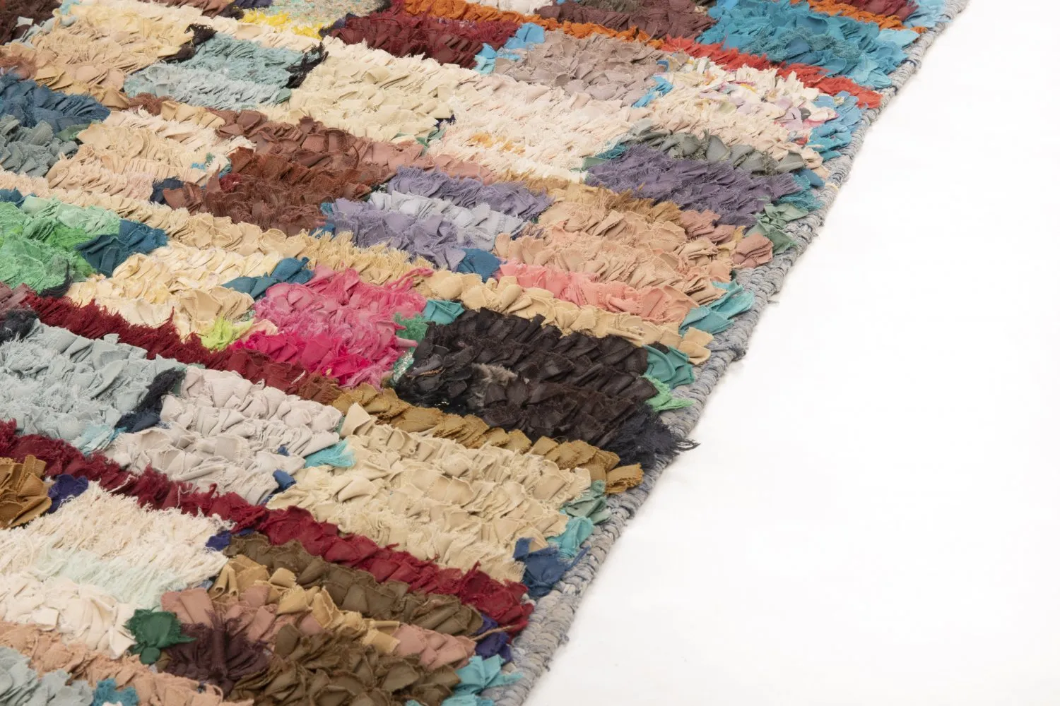 Marokkolainen Kilim matto Boucherouite 205 x 115 cm