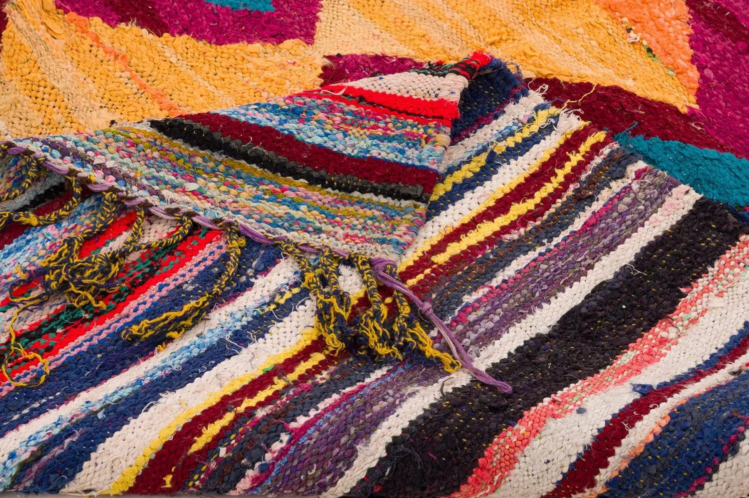 Marokkolainen Kilim matto Boucherouite 150 x 285 cm