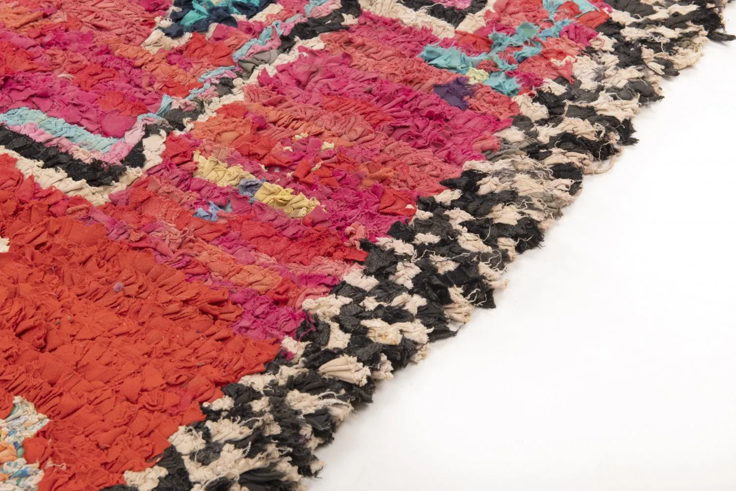 Marokkolainen Kilim matto Boucherouite 185 x 110 cm