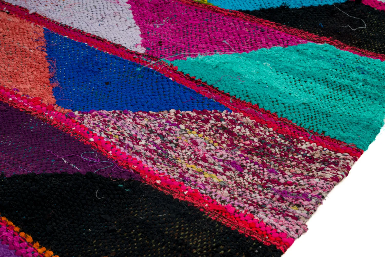 Marokkolainen Kilim matto Boucherouite 125 x 260 cm