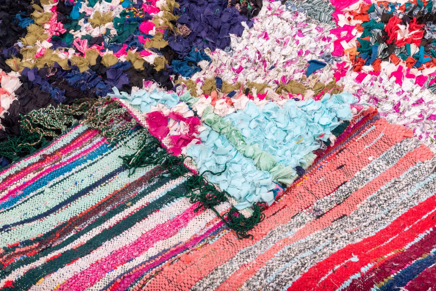 Marokkolainen Kilim matto Boucherouite 195 x 150 cm