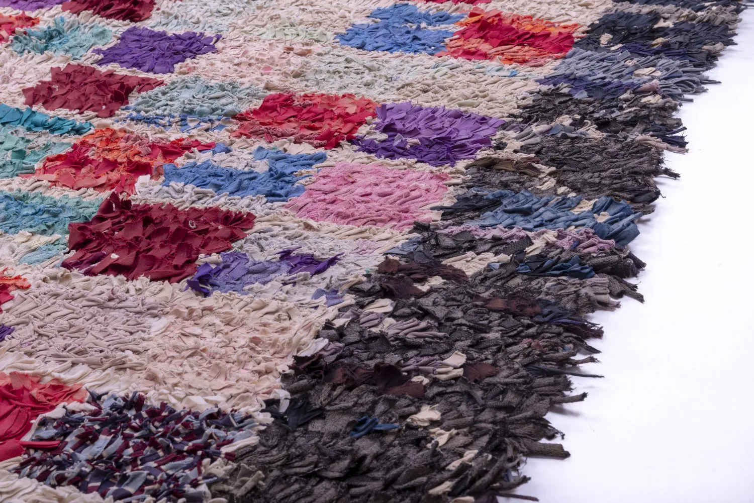 Marokkolainen Kilim matto Boucherouite 265 x 165 cm
