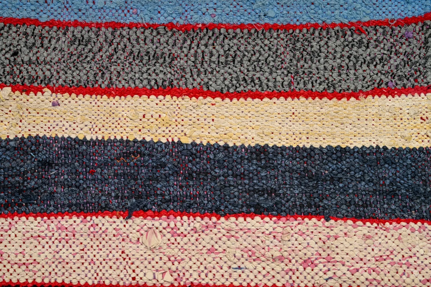 Marokkolainen Kilim matto Boucherouite 145 x 250 cm