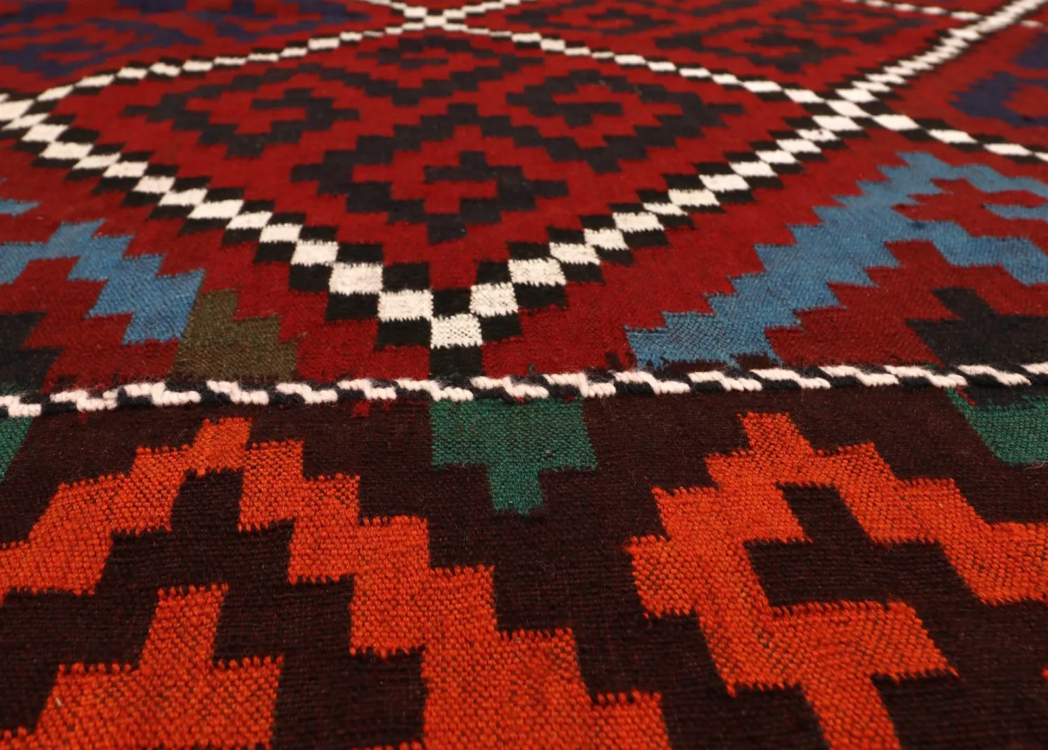 Itämainen kelim-matto 377 x 179 cm