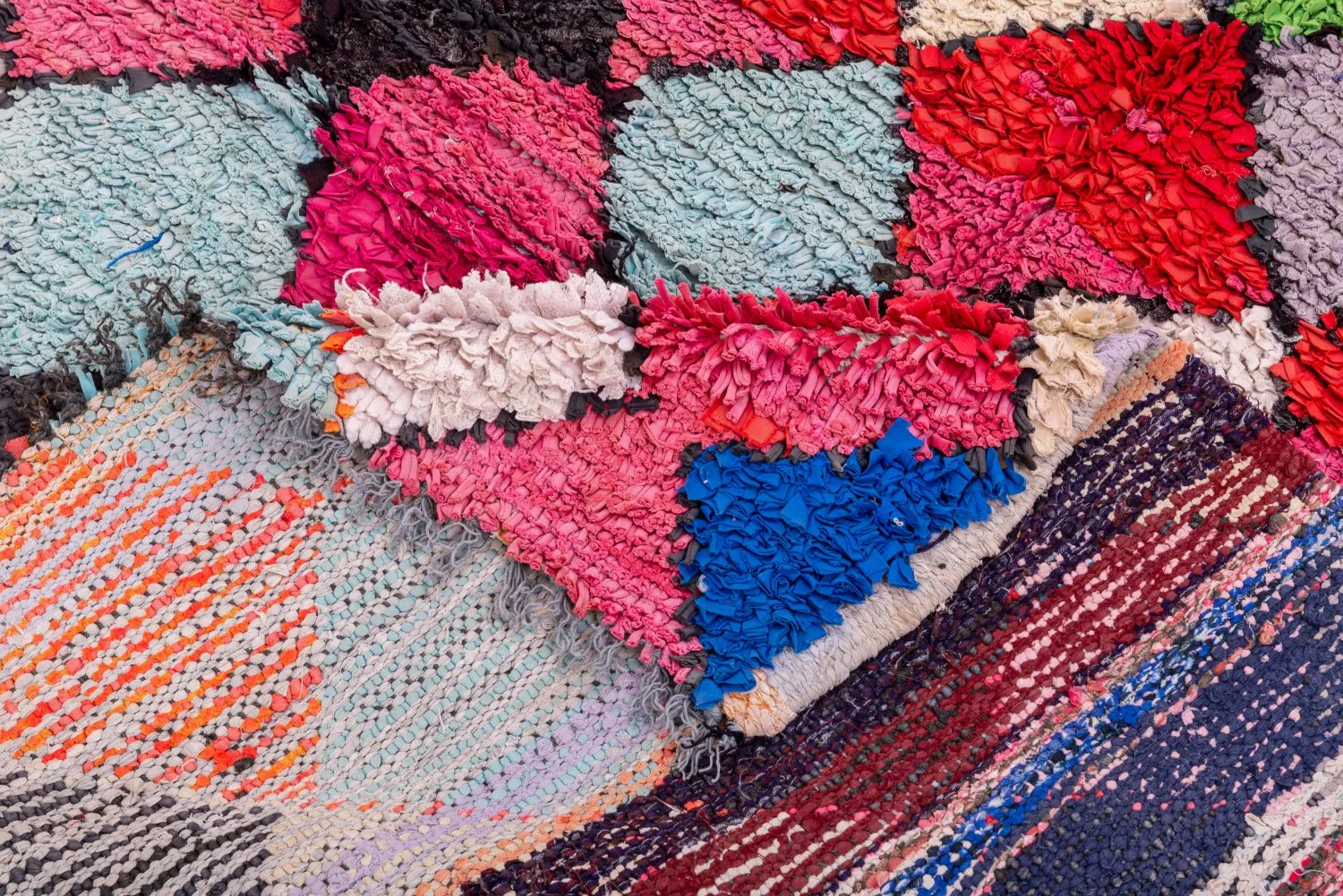 Marokkolainen Kilim matto Boucherouite 150 x 120 cm