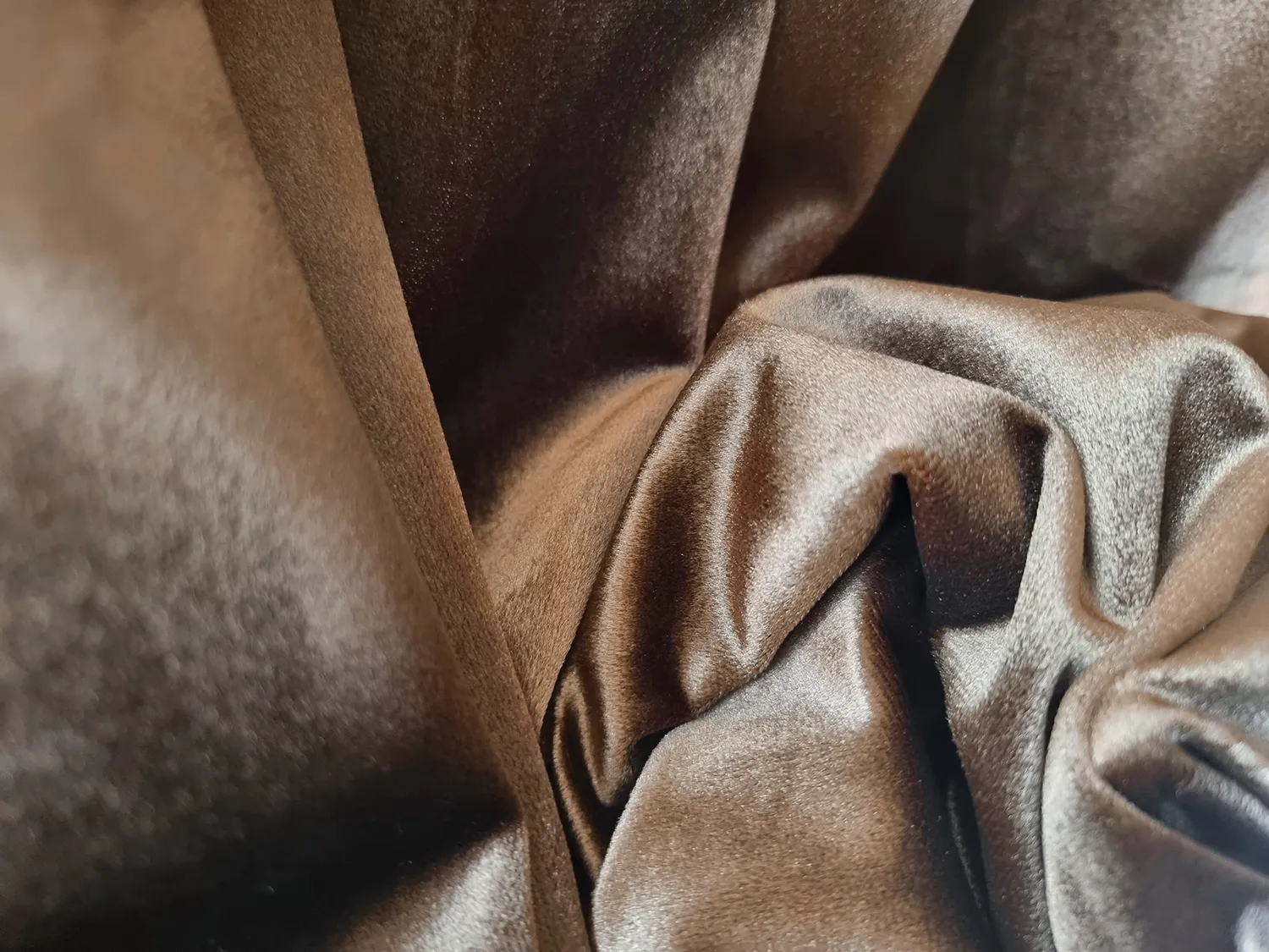 Verhot - Samettiverhot Marlyn (tumma beige)