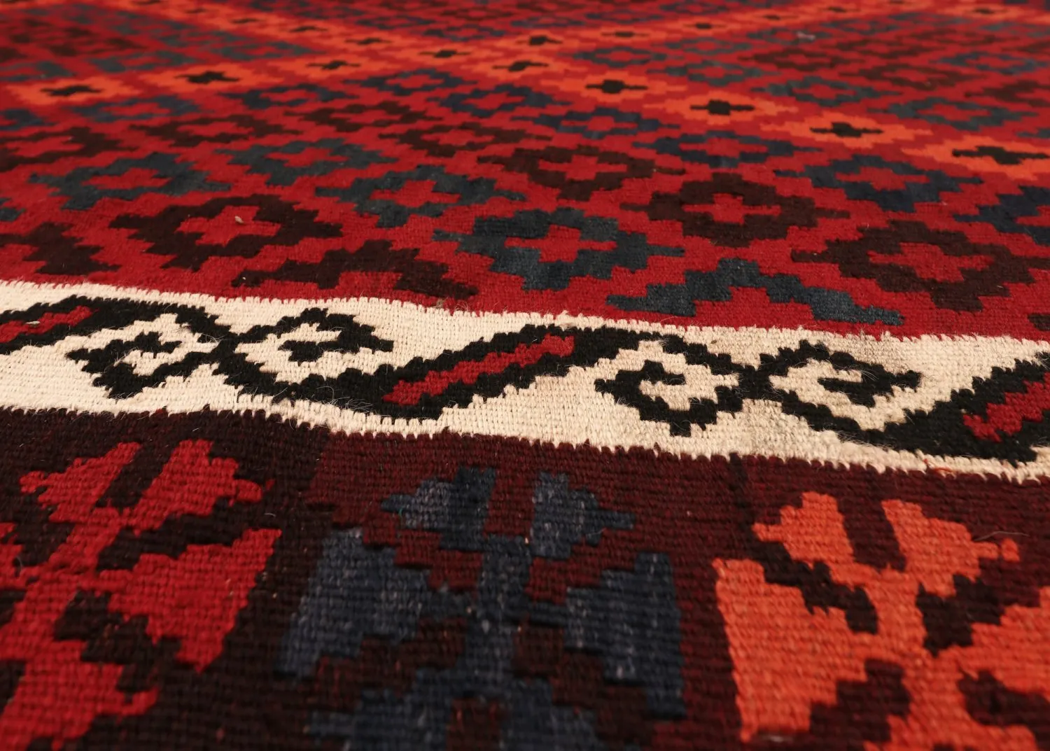 Itämainen kelim-matto 399 x 256 cm