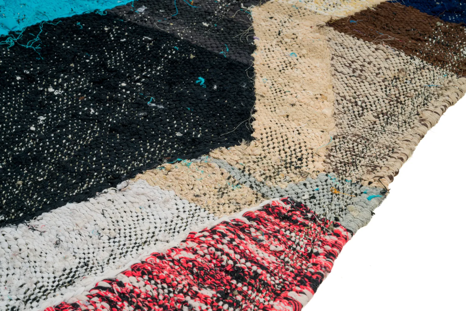 Marokkolainen Kilim matto Boucherouite 155 x 250 cm
