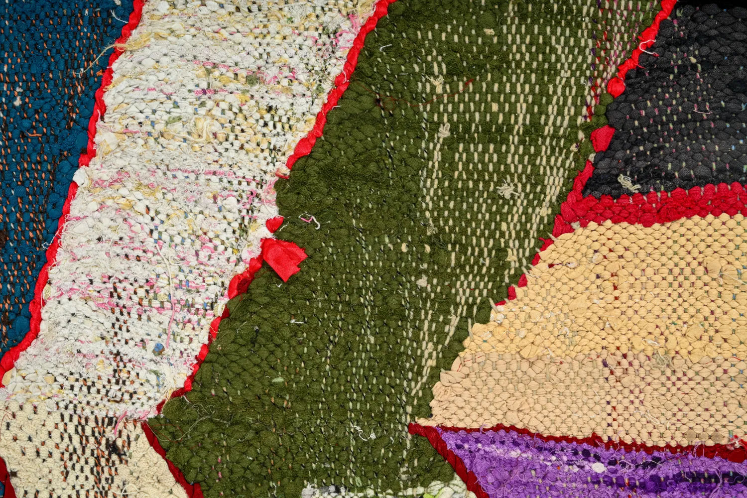 Marokkolainen Kilim matto Boucherouite 140 x 250 cm