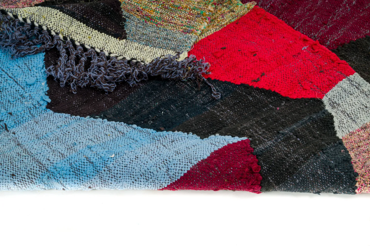 Marokkolainen Kilim matto Boucherouite 135 x 240 cm