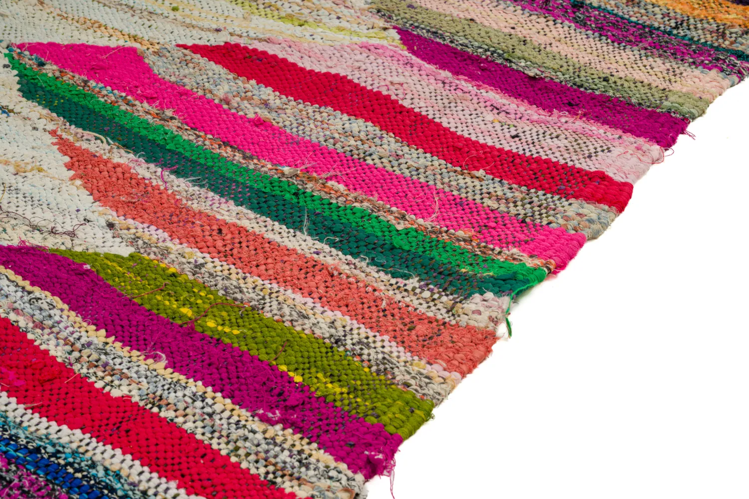 Marokkolainen Kilim matto Boucherouite 140 x 255 cm