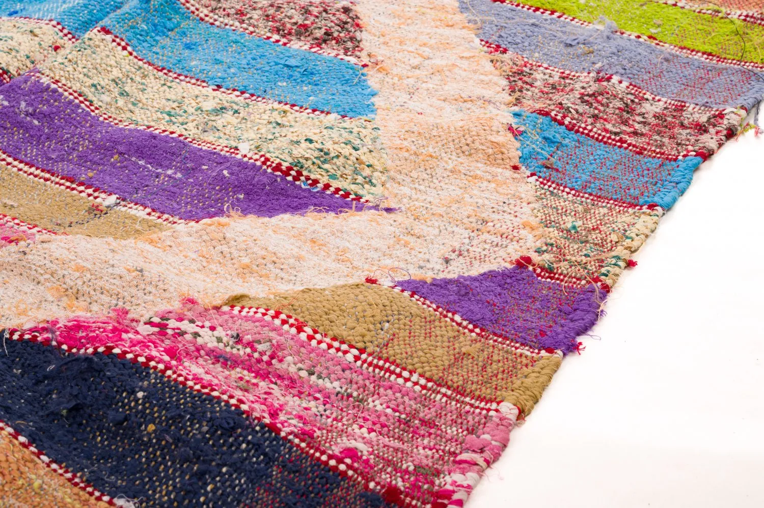 Marokkolainen Kilim matto Boucherouite 125 x 265 cm
