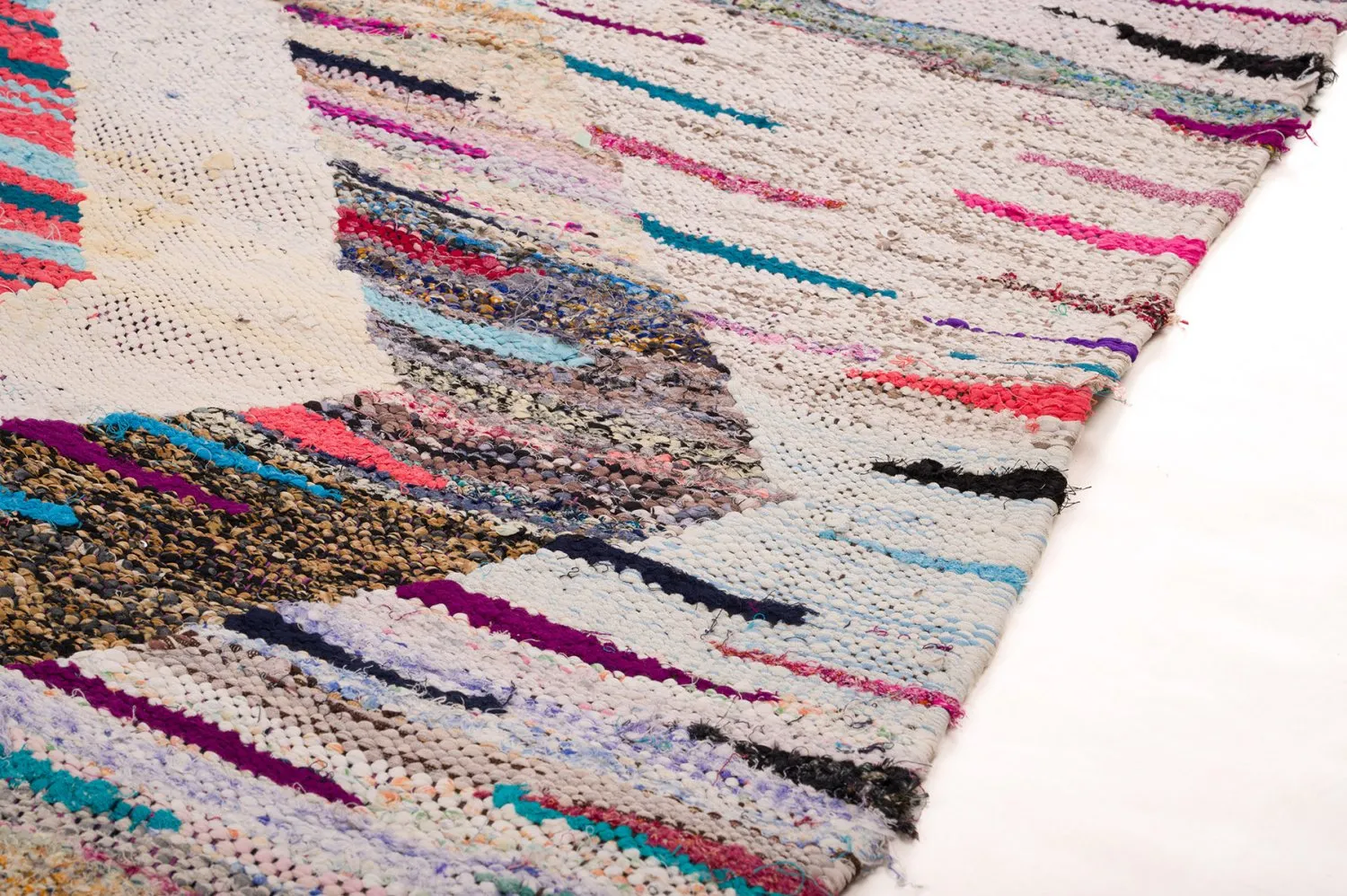 Marokkolainen Kilim matto Boucherouite 145 x 310 cm