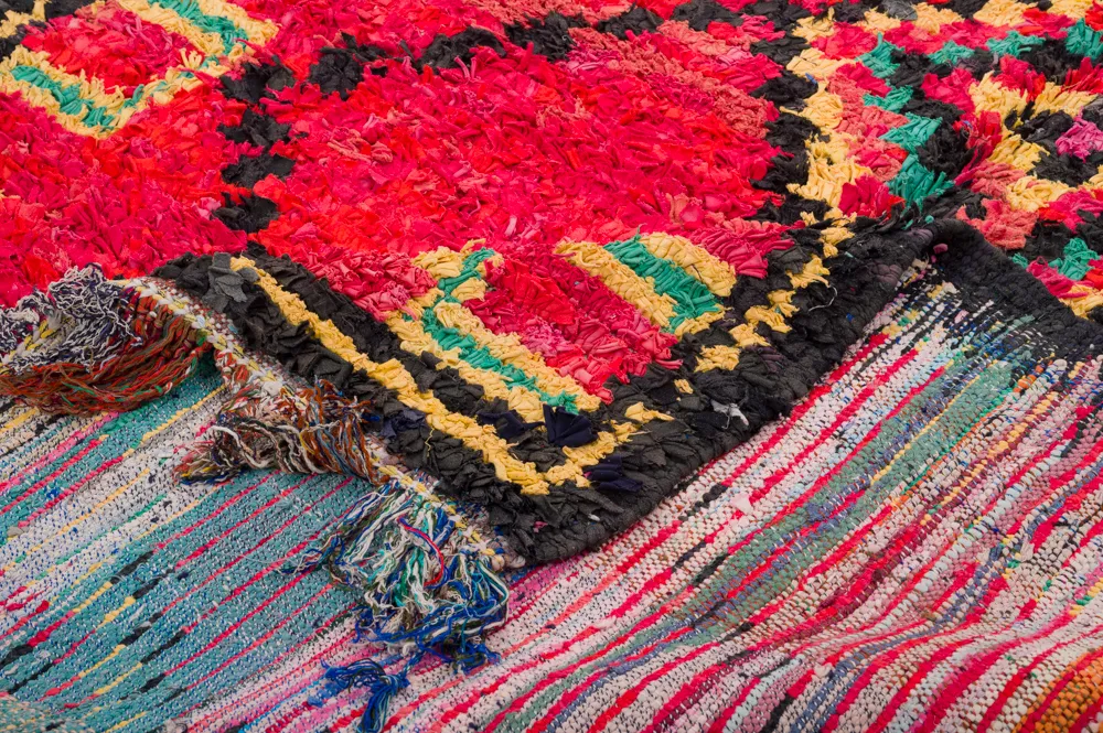 Marokkolainen Kilim matto Boucherouite 340 x 165 cm