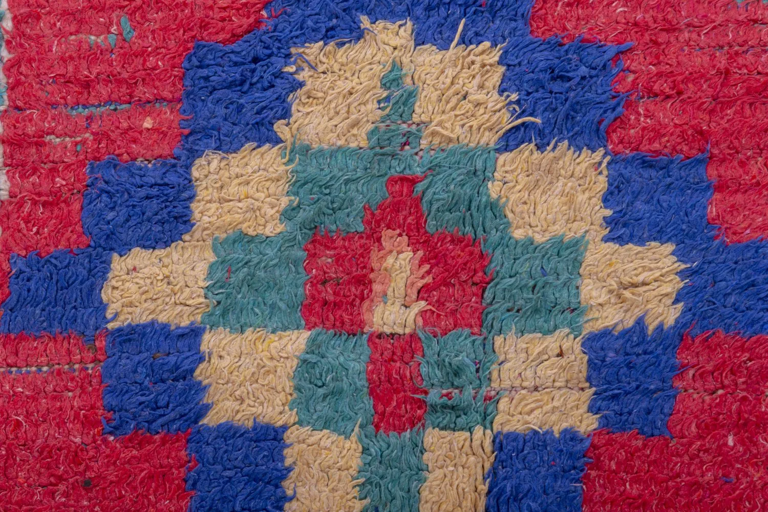 Marokkolainen Kilim matto Boucherouite 365 x 145 cm