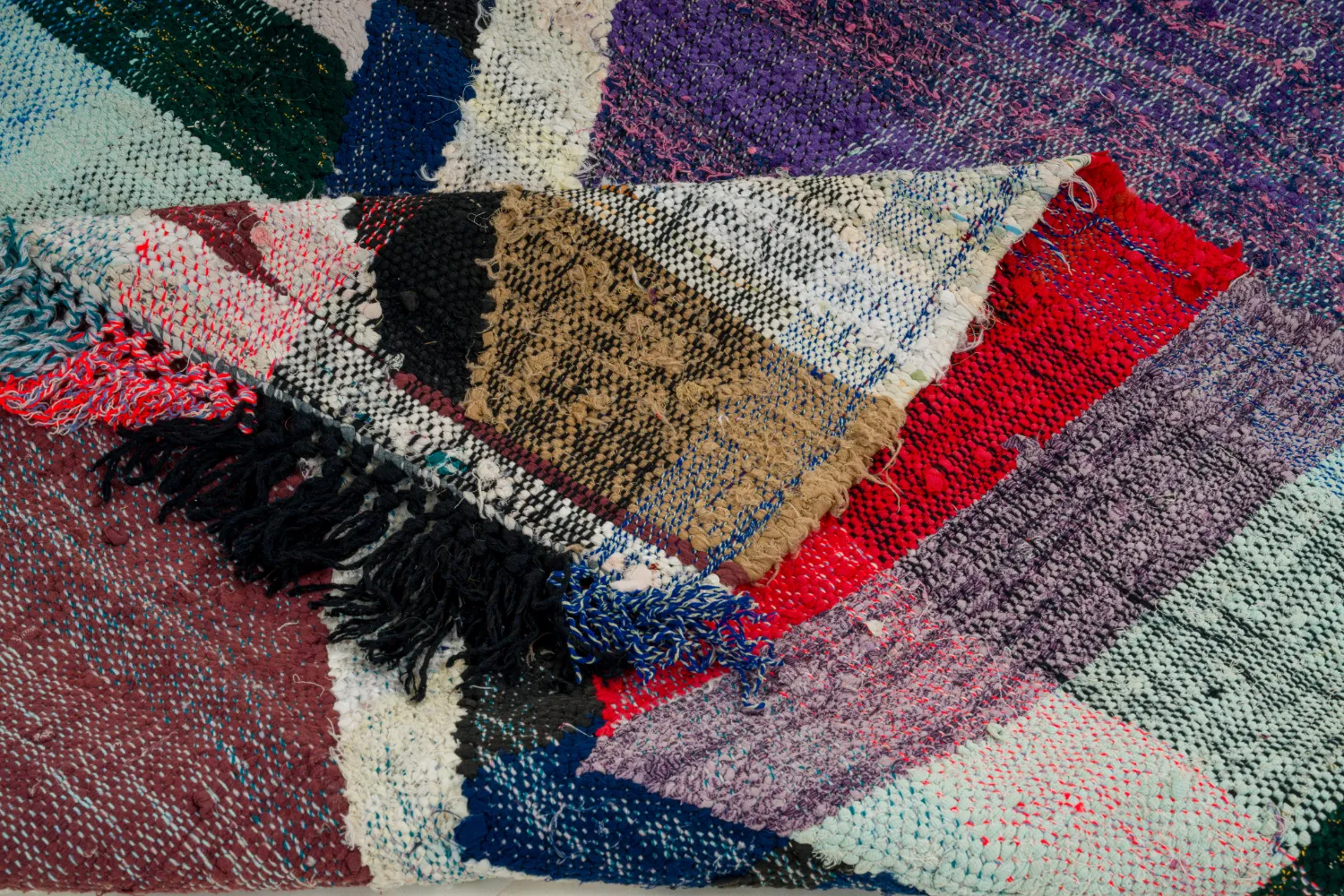 Marokkolainen Kilim matto Boucherouite 125 x 210 cm