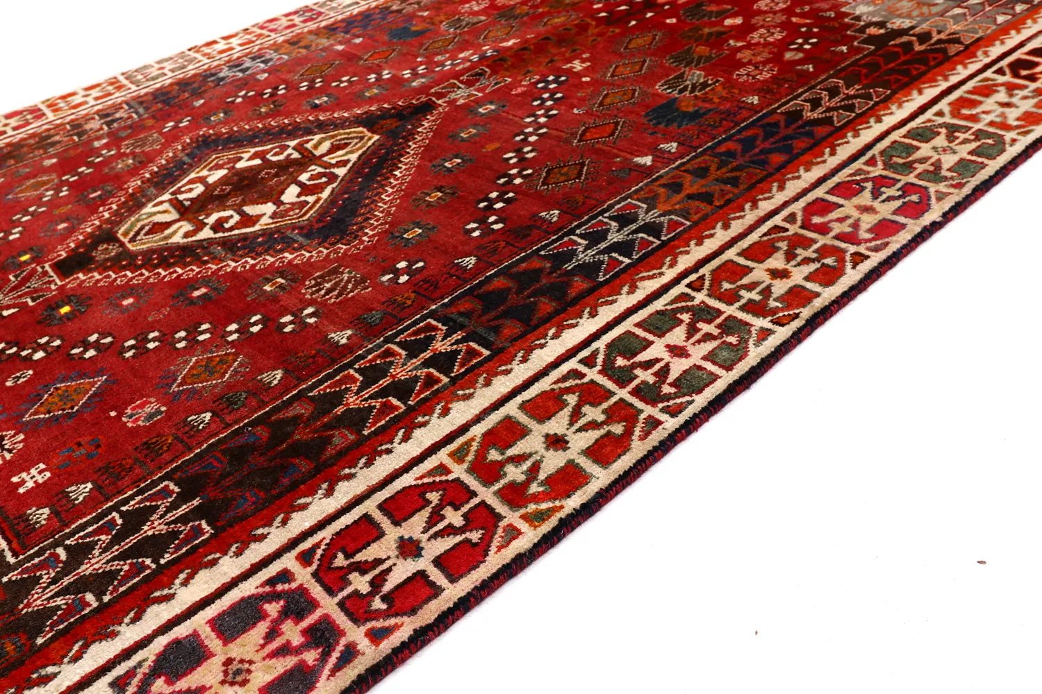 Itämainen matto Hamedan 269 x 144 cm