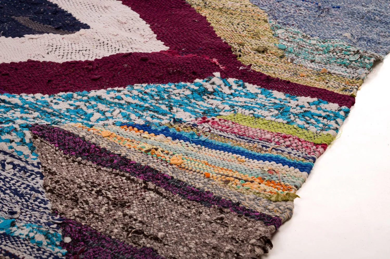 Marokkolainen Kilim matto Boucherouite 165 x 270 cm