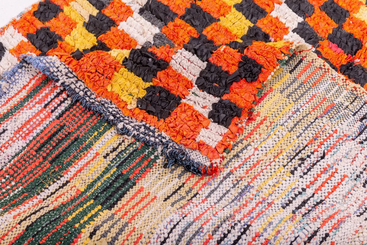 Marokkolainen Kilim matto Boucherouite 240 x 110 cm