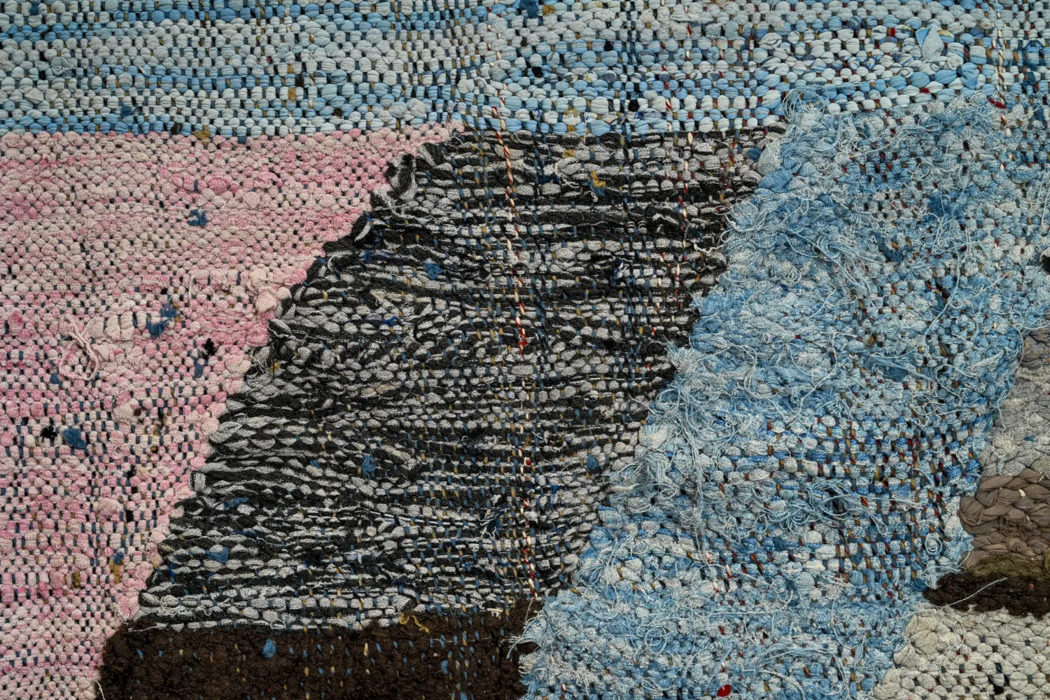 Marokkolainen Kilim matto Boucherouite 140 x 255 cm