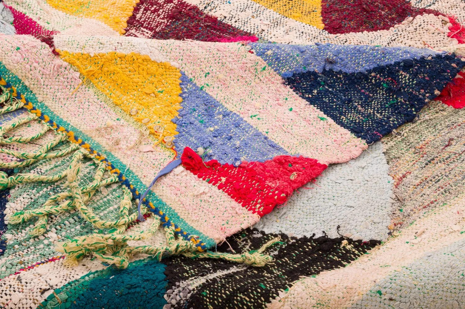 Marokkolainen Kilim matto Boucherouite 145 x 330 cm
